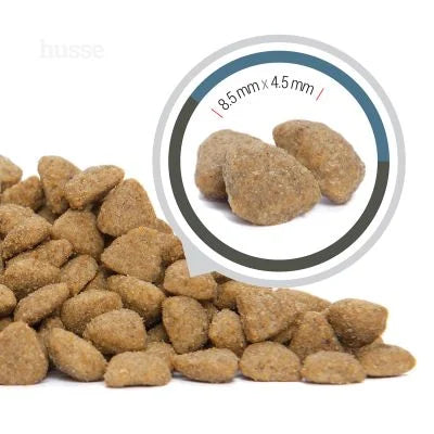Exclusive Light, 2 kg | Cat dry food designed to help maintain healthy weight